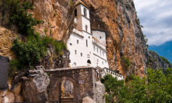 Монастырь Острог. Черногория