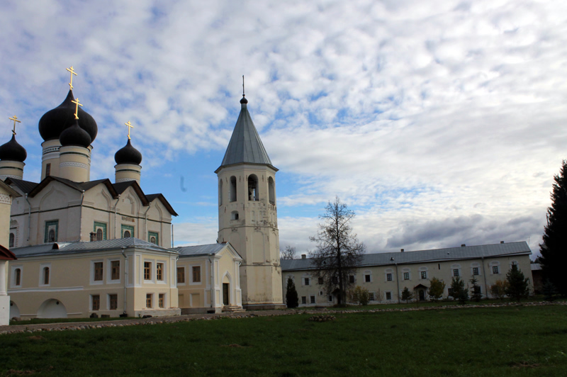 Свято-Троицкий Зеленецкий монастырь