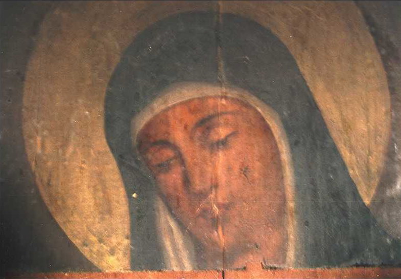 "Скорбящая" икона Пресвятой Богородицы в приделе святых Жен-мироносиц