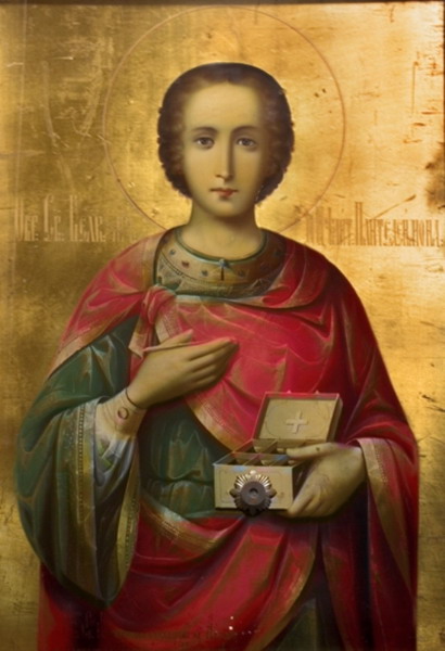 Икона Святого Великомученика и целителя Пантелеимона
